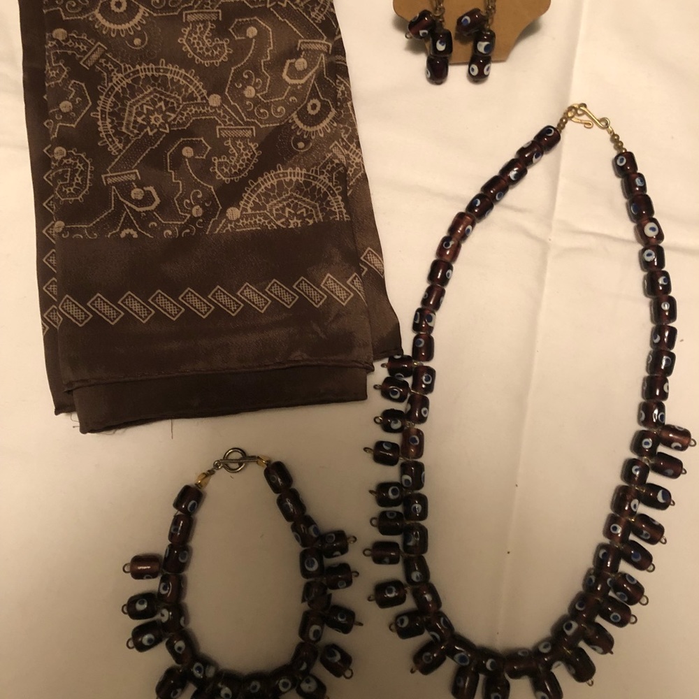 Beautiful in brown:  jewelry set with scarf